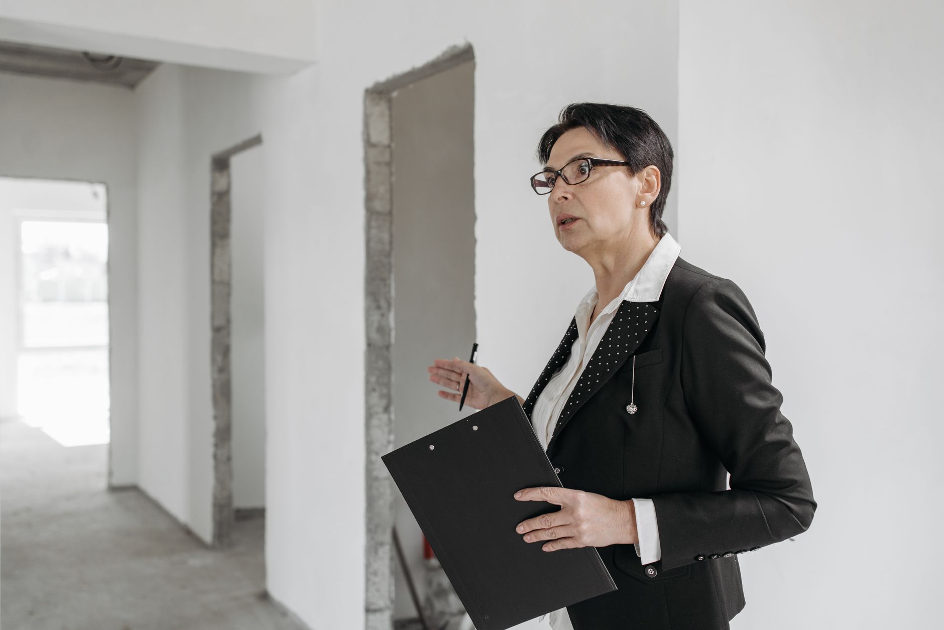 Diagnostiqueur immobilier équipe à Antibes